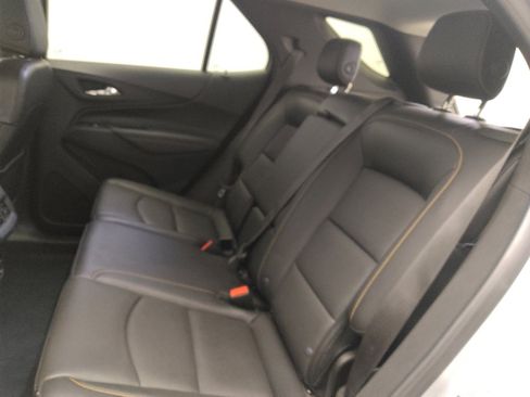 Used 2018 Chevrolet Equinox Premier AWD/4WD image 18