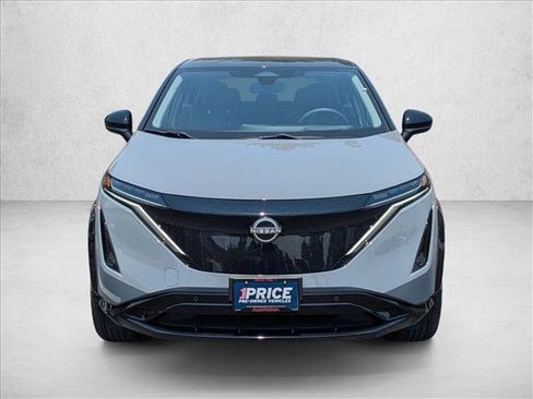 Used 2024 Nissan Ariya AWD image 2