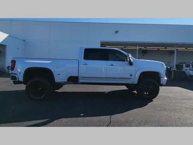 New 2026 Chevrolet Silverado 3500 High Country w/ High Country Premium Package AWD/4WD image 36
