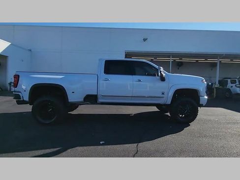 New 2026 Chevrolet Silverado 3500 High Country w/ High Country Premium Package image 36