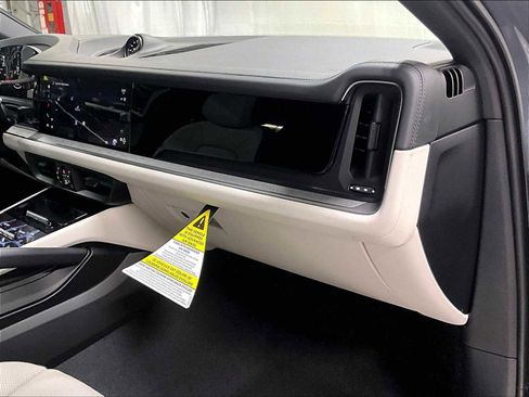 New 2026 Porsche Cayenne Coupe AWD/4WD image 27