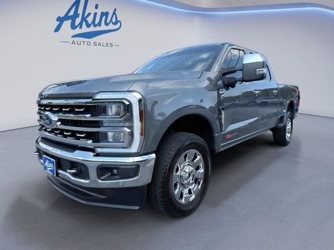 Used 2024 Ford F250 Lariat w/ Lariat Ultimate Package AWD/4WD image 3