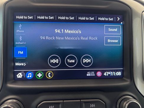 Used 2021 Chevrolet Silverado 1500 LT w/ Z71 Off-Road Package image 11