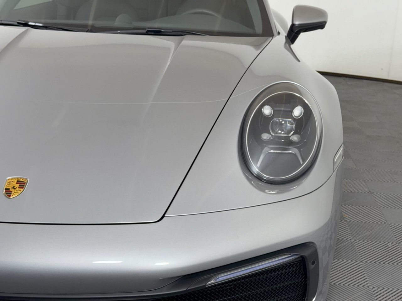 Certified 2024 Porsche 911 Carrera 4 AWD/4WD image 14