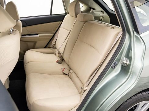 Used 2016 Subaru Impreza 2.0i Premium image 17