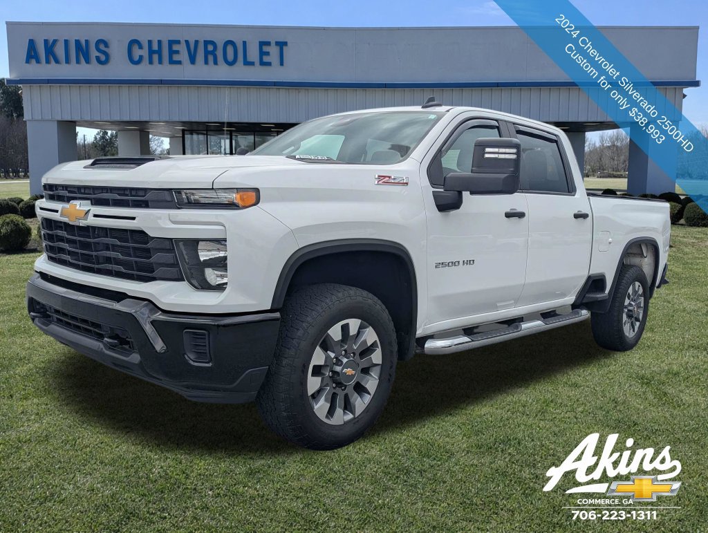 Used 2024 Chevrolet Silverado 2500 Custom w/ Custom Convenience Package AWD/4WD image 8