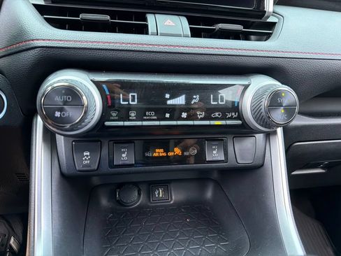 Certified 2025 Toyota RAV4 SE w/ Weather & Moonroof Package AWD/4WD image 12