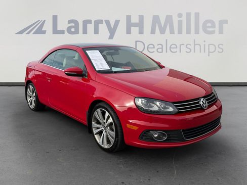 Used 2013 Volkswagen Eos Lux FWD image 7
