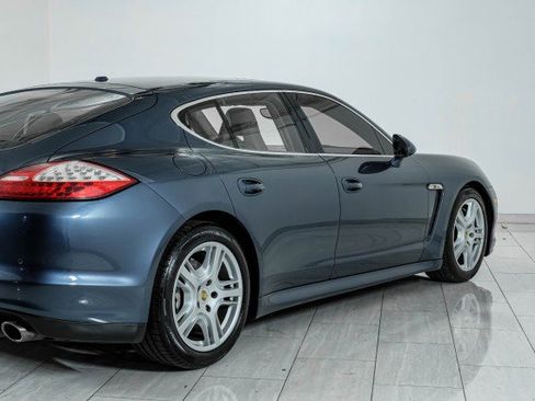 Used 2011 Porsche Panamera S image 52