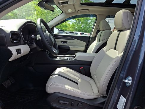 New 2026 Honda Pilot Touring image 14