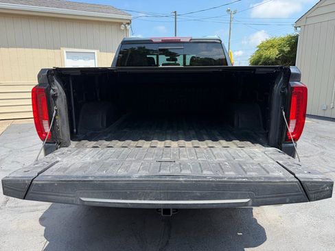 Used 2020 GMC Sierra 1500 SLT w/ SLT Premium Plus Package AWD/4WD image 12