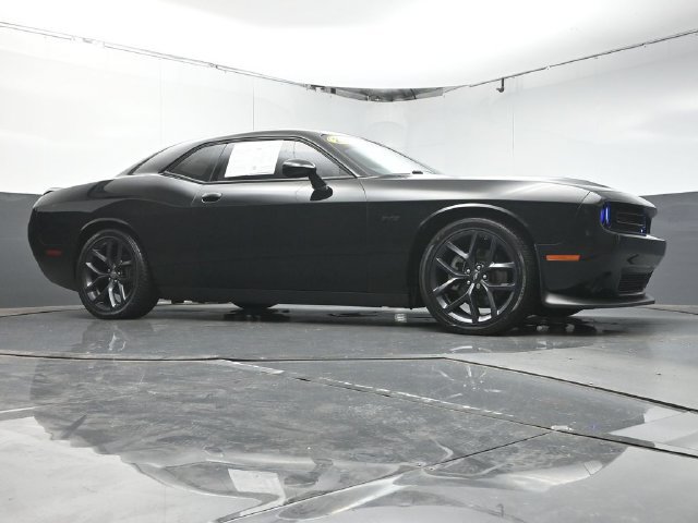 Used 2023 Dodge Challenger R/T w/ Blacktop Package RWD image 25