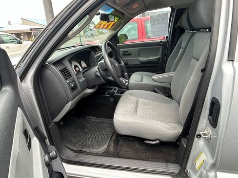 Used 2008 Dodge Dakota ST RWD image 10