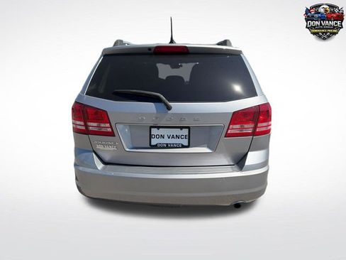 Used 2017 Dodge Journey SE w/ Flexible Seating Group FWD image 5