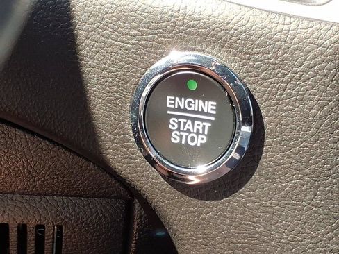 Used 2024 Ford Edge ST-Line AWD/4WD image 21