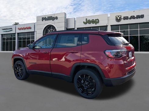 New 2026 Jeep Compass Latitude image 5