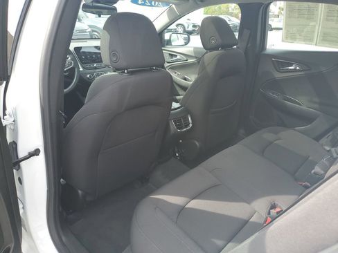 Used 2024 Chevrolet Malibu LT image 15