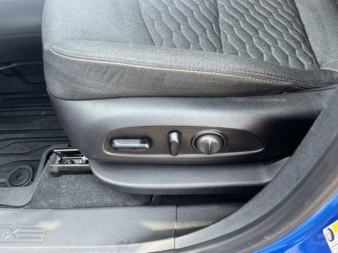 Used 2019 Chevrolet Equinox LT AWD/4WD image 20