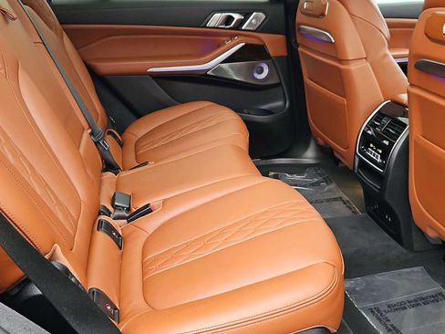Used 2023 BMW X7 M60i w/ Executive Package image 22