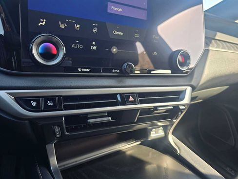 New 2026 Lexus RX 450h AWD image 30