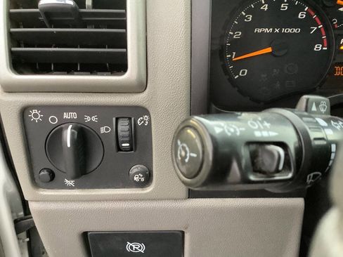 Used 2008 Chevrolet Colorado W/T image 32