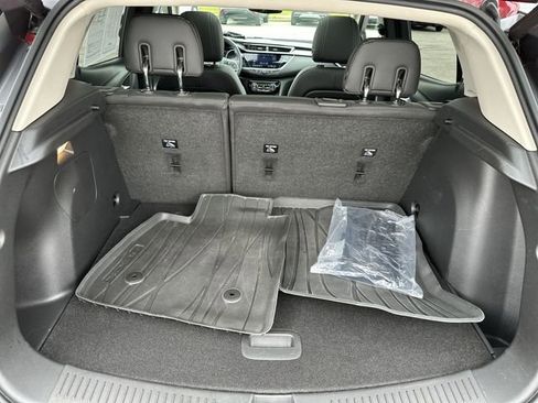Used 2023 Buick Encore GX Essence w/ Experience Buick Package FWD image 27