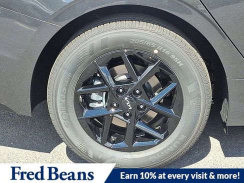 New 2026 Kia K5 LXS image 5