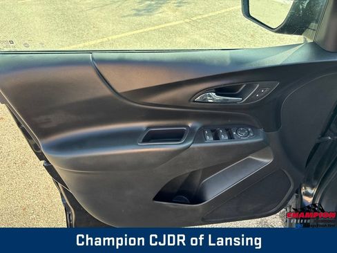 Used 2020 Chevrolet Equinox LT w/ LPO, Floor Liner Package FWD image 14