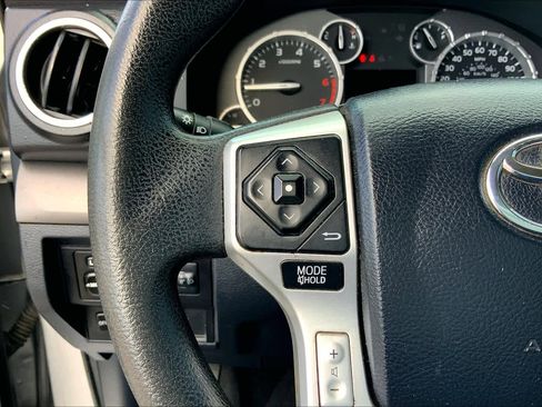 Used 2016 Toyota Tundra SR5 w/ SR5 Upgrade Package image 23