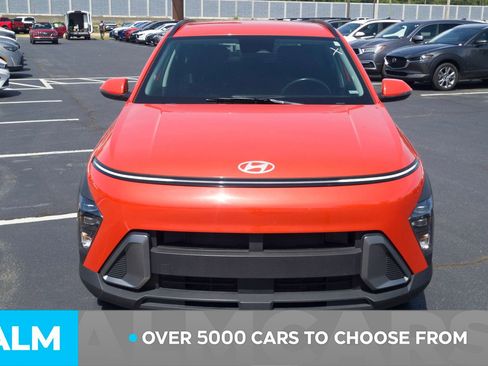Used 2024 Hyundai Kona SEL FWD image 3