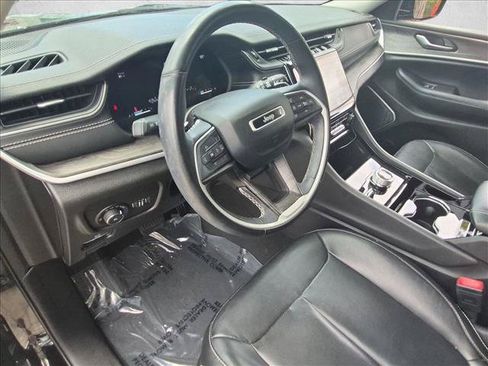 Used 2022 Jeep Grand Cherokee Limited AWD/4WD image 10