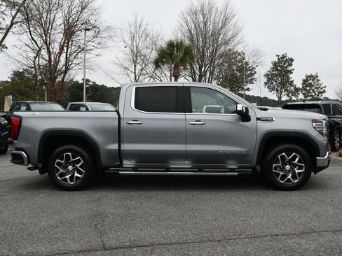 Used 2023 GMC Sierra 1500 SLT w/ SLT Premium Plus Package image 5