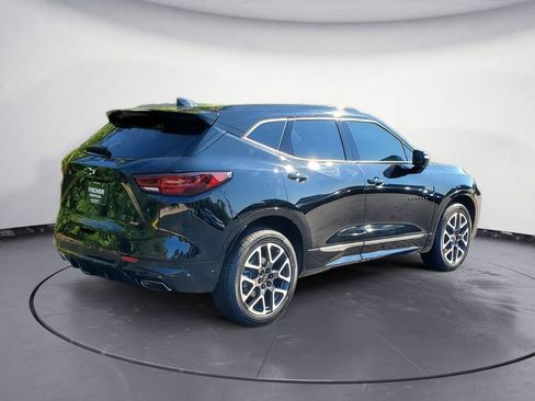 Used 2023 Chevrolet Blazer RS FWD image 3