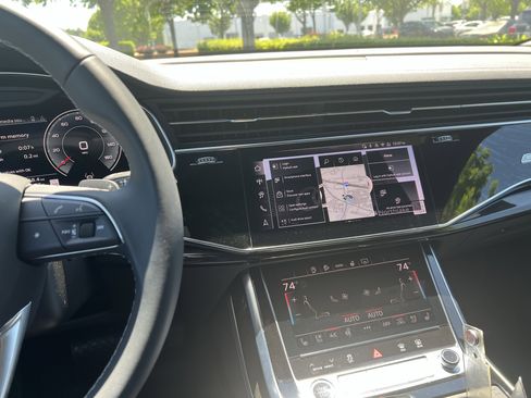 Certified 2026 Audi Q8 Premium Plus w/ Premium Plus Package AWD/4WD image 31