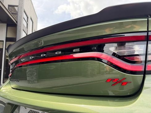 Used 2018 Dodge Charger R/T Scat Pack image 2