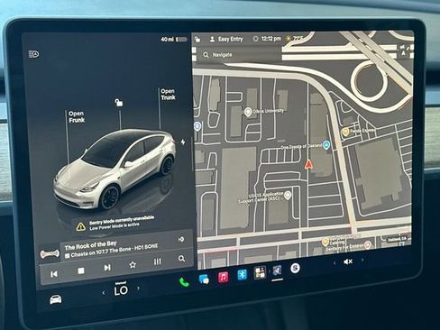Used 2022 Tesla Model Y Performance AWD/4WD image 22