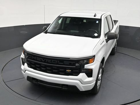 Used 2022 Chevrolet Silverado 1500 Custom RWD image 18