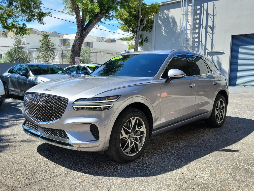 Used 2023 Genesis GV70 2.5T w/ Advanced Package AWD/4WD image 3