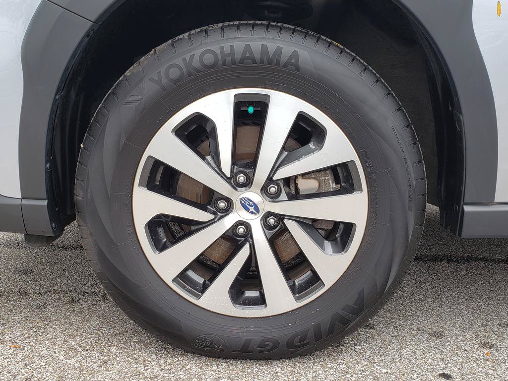 Used 2024 Subaru Outback Premium AWD/4WD image 27