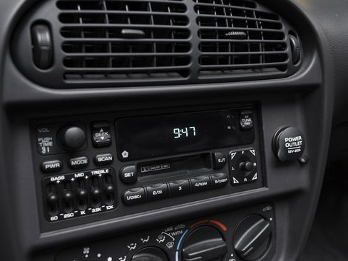 Used 1999 Plymouth Prowler image 31