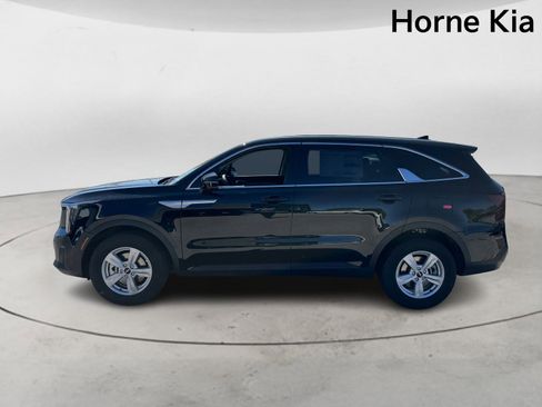 New 2026 Kia Sorento LX image 6