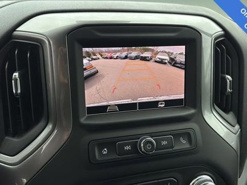 Used 2025 GMC Sierra 1500 Pro w/ Pro Value Package image 25