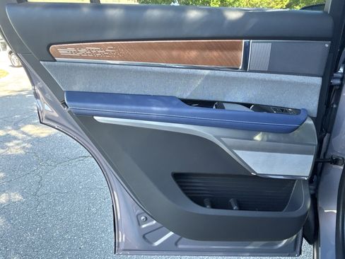 New 2026 Cadillac Vistiq Premium Luxury w/ LPO, Floor Liner Package image 29