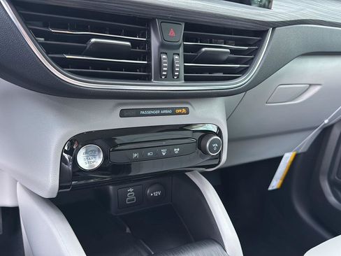 New 2026 Ford Escape SE w/ PHEV Premium Package image 32