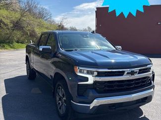 Used 2022 Chevrolet Silverado 1500 LT w/ Z71 Off-Road Package video 1