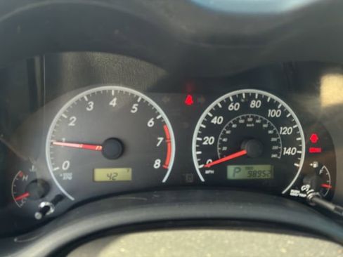 Used 2012 Toyota Corolla LE image 11