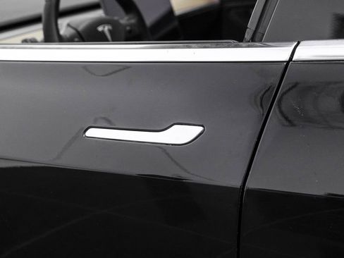 Used 2019 Tesla Model 3 Long Range RWD image 41