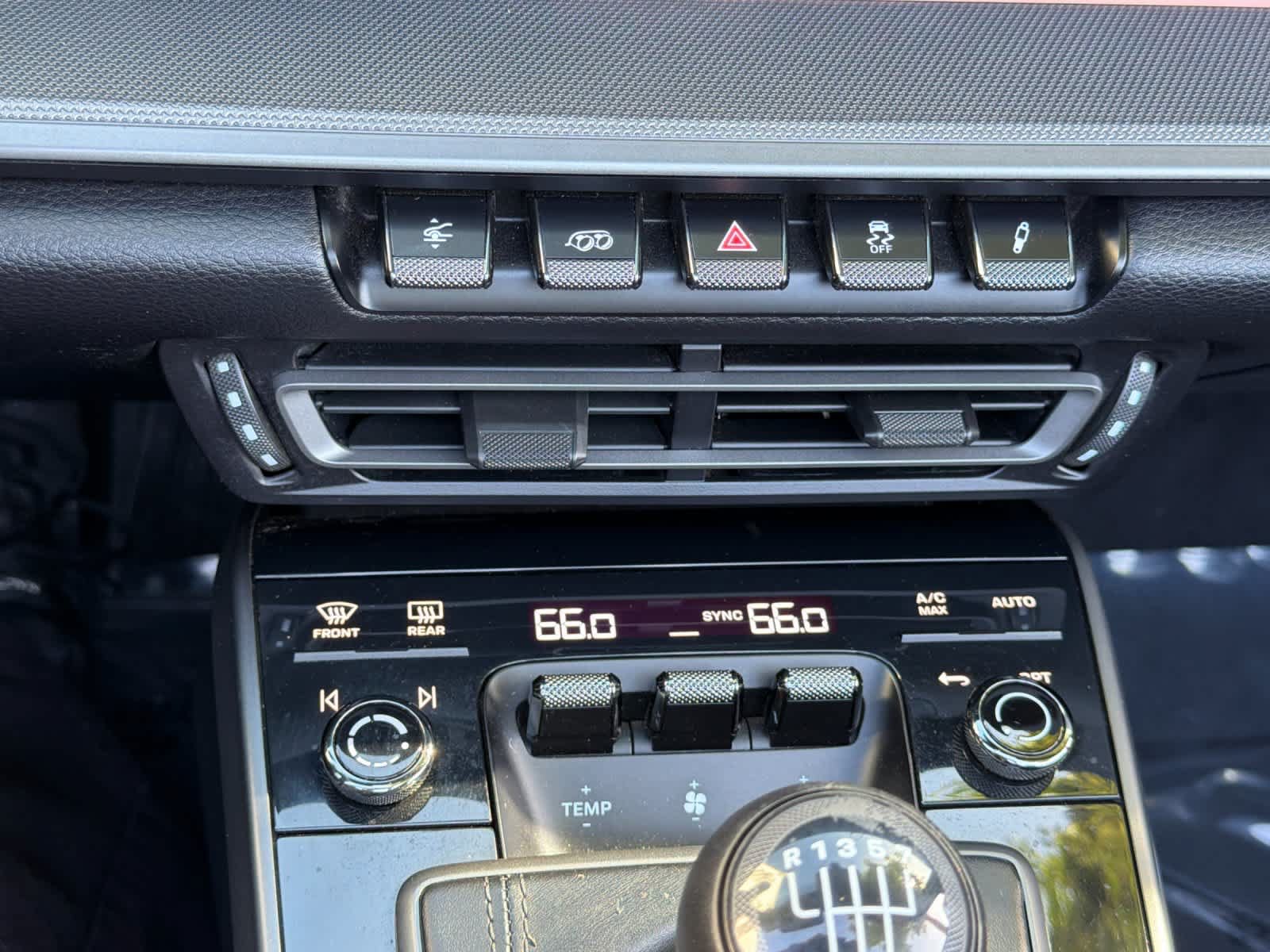 Certified 2020 Porsche 911 Carrera 4S AWD/4WD image 22