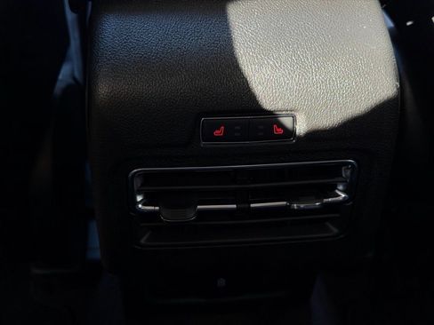 Certified 2022 Lincoln Corsair FWD w/ Equipment Group 101A image 20