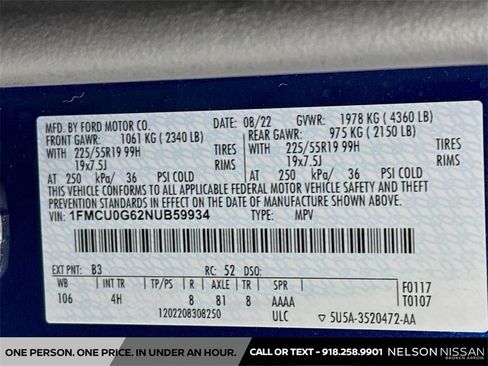 Used 2022 Ford Escape SE w/ SE Sport Appearance Package image 32